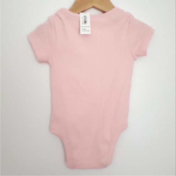 🆕️Baby Pink Boss Onesie Size 6-12M - Picture 2 of 3